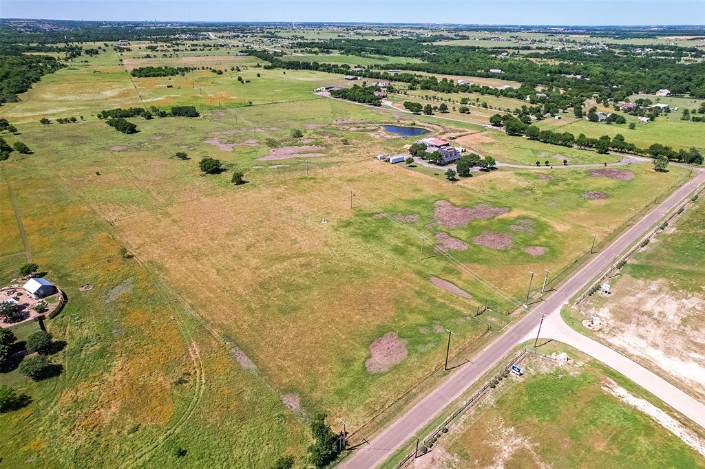 Waxahachie, Texas, 75167, United States, 4 Bedrooms Bedrooms, ,2 BathroomsBathrooms,Residential,For Sale,1835514