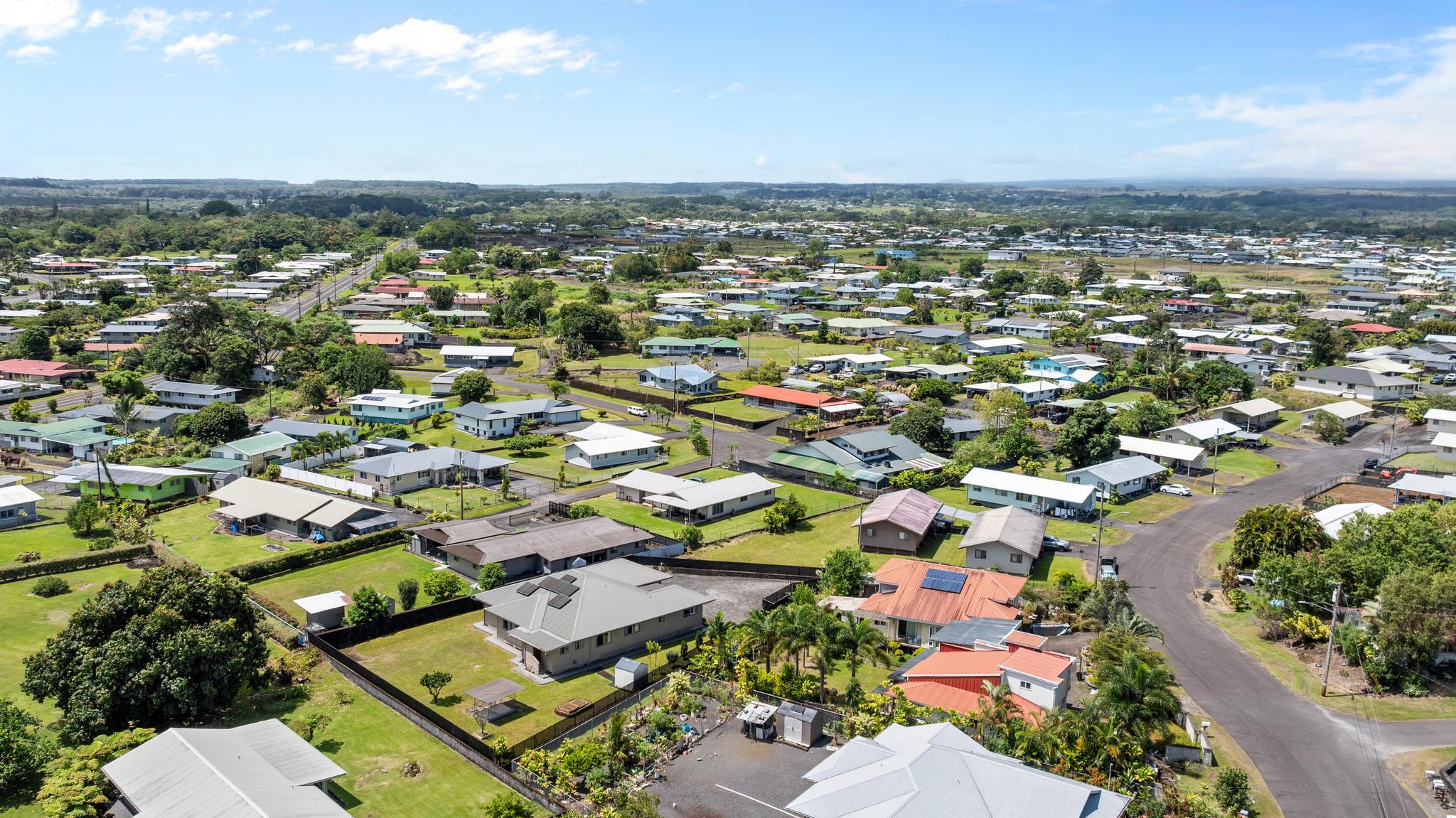 Hilo, Hawaii, 96720, United States, 3 Bedrooms Bedrooms, ,2 BathroomsBathrooms,Residential,For Sale,1890514