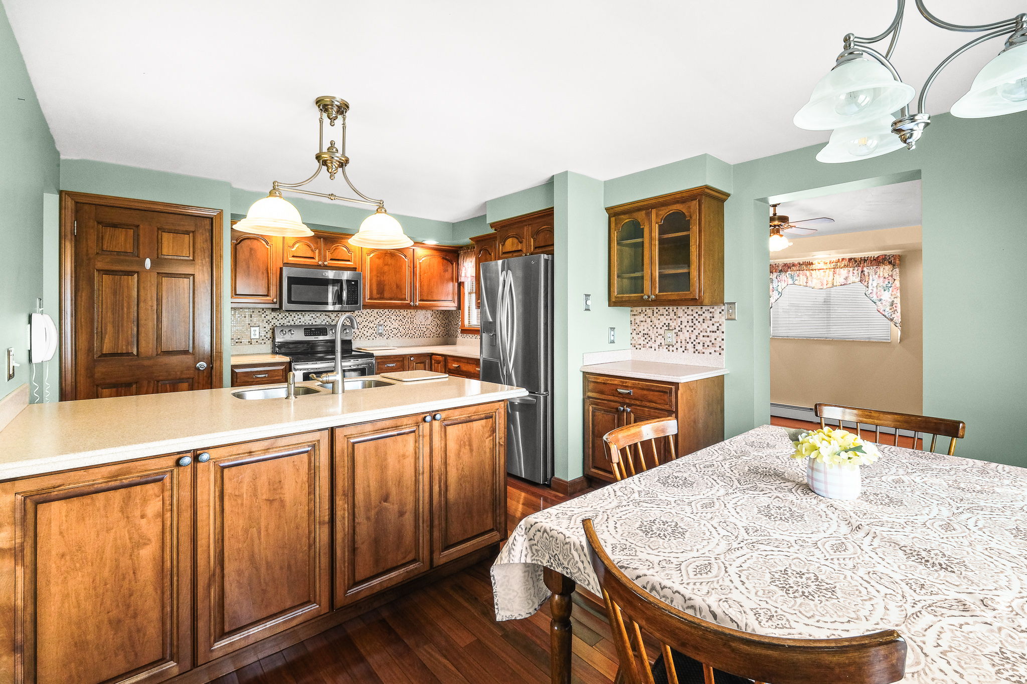  2422 Silver Oak Place, Pittsburgh, PA 15220 - 物件實景
