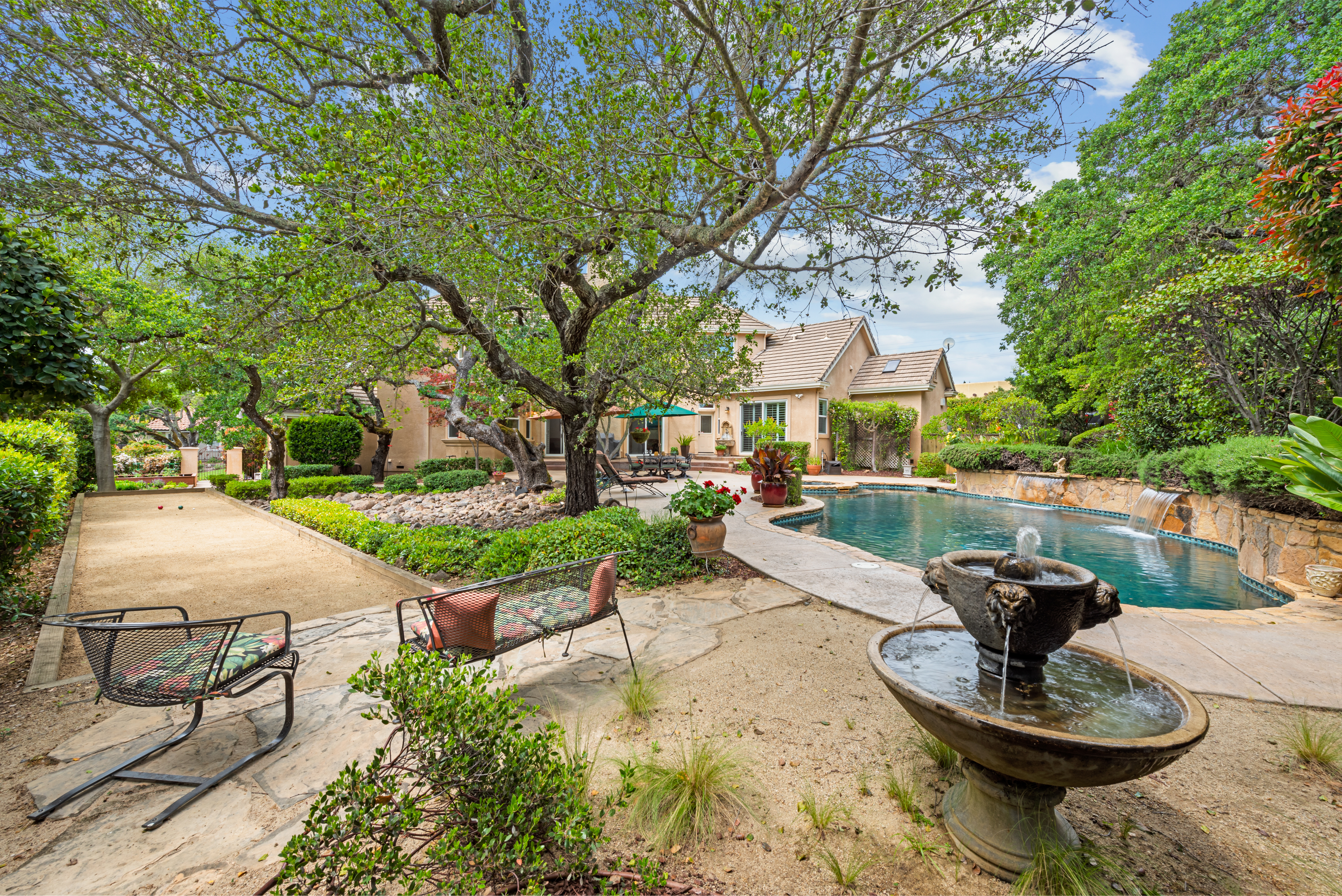  Stunning Home in the Eastridge Gated Subdivision - 物件實景