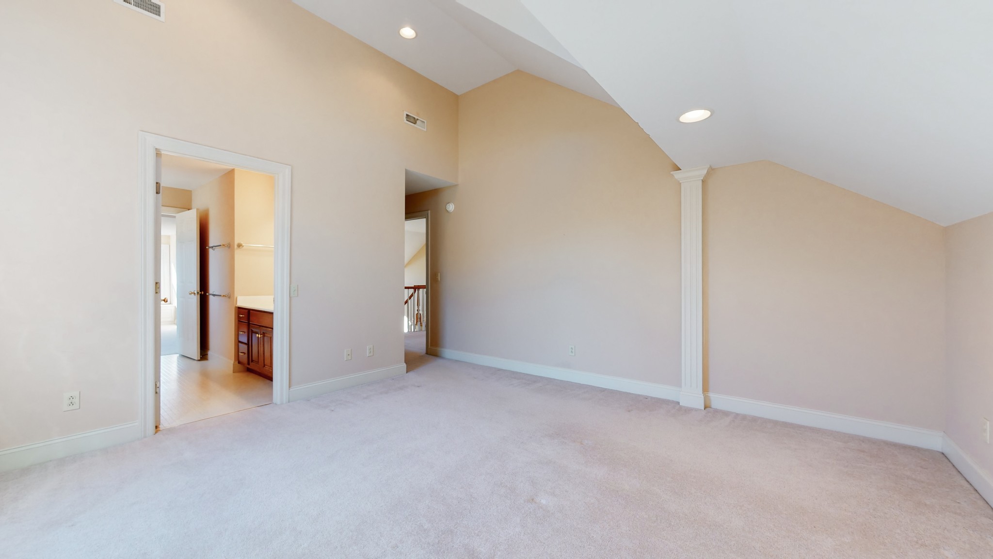 Tullahoma, Tennessee, 37388, United States, 6 Bedrooms Bedrooms, ,5 BathroomsBathrooms,Residential,For Sale,1978966