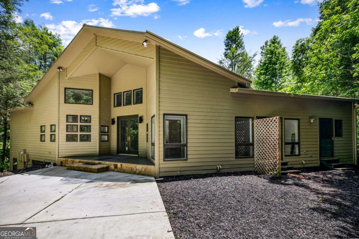 Ellijay, Georgia, 30540, United States, 5 Bedrooms Bedrooms, ,5 BathroomsBathrooms,Residential,For Sale,2016295