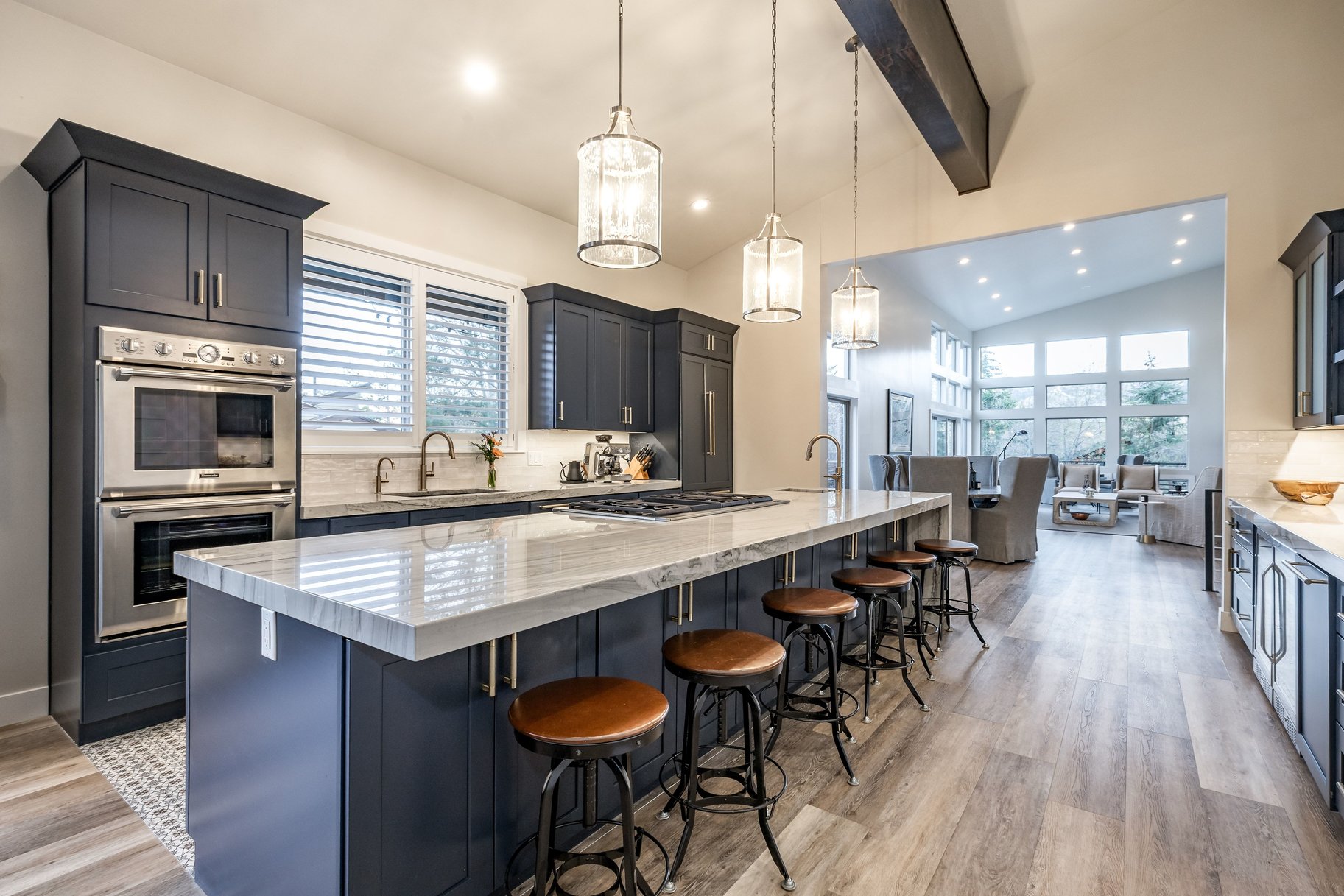  Light Filled Open Floor Plan with Great Outdoor Space - 物件實景