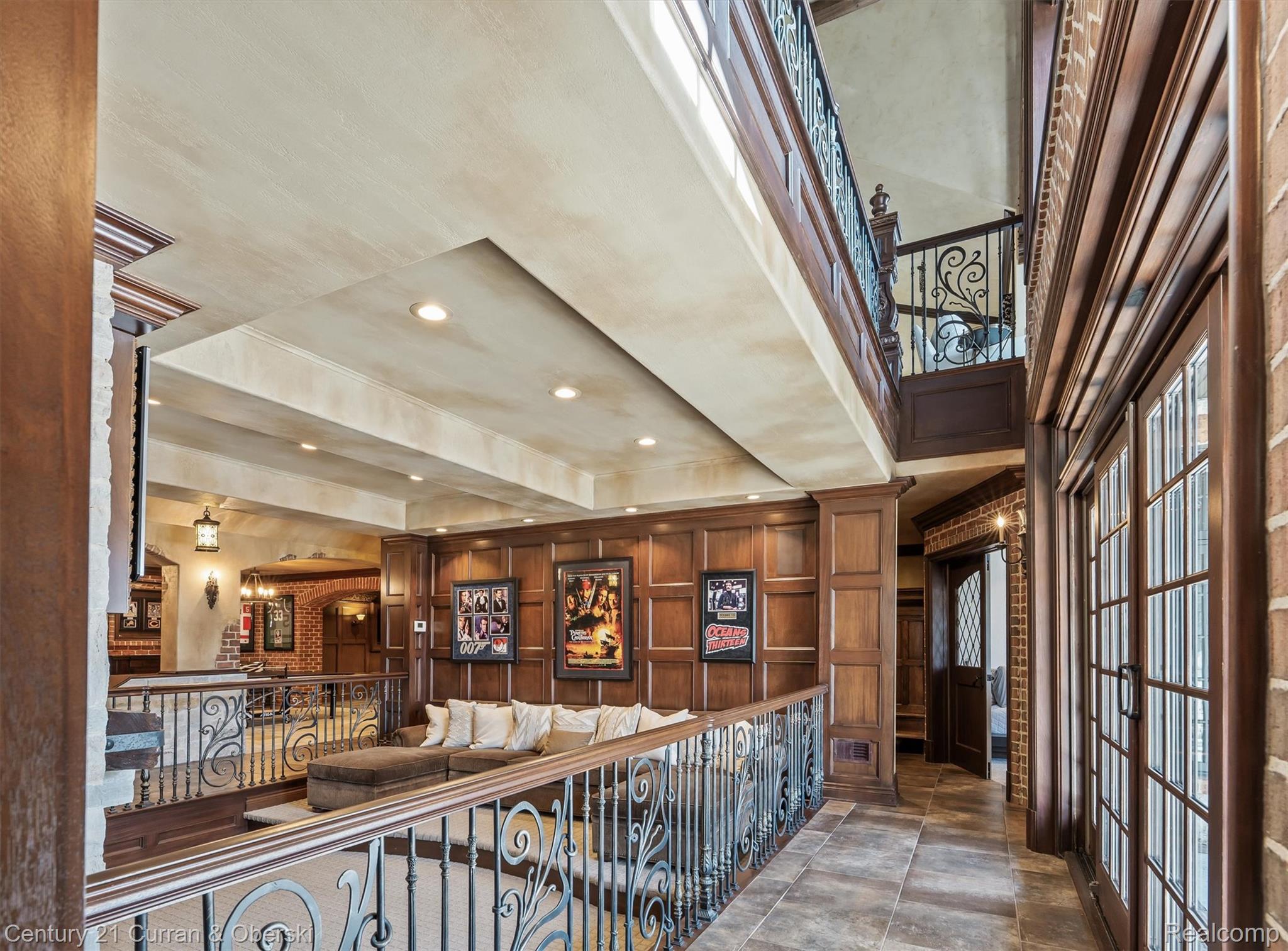 Northville, Michigan, 48168, United States, 4 Bedrooms Bedrooms, ,7 BathroomsBathrooms,Residential,For Sale,2038864