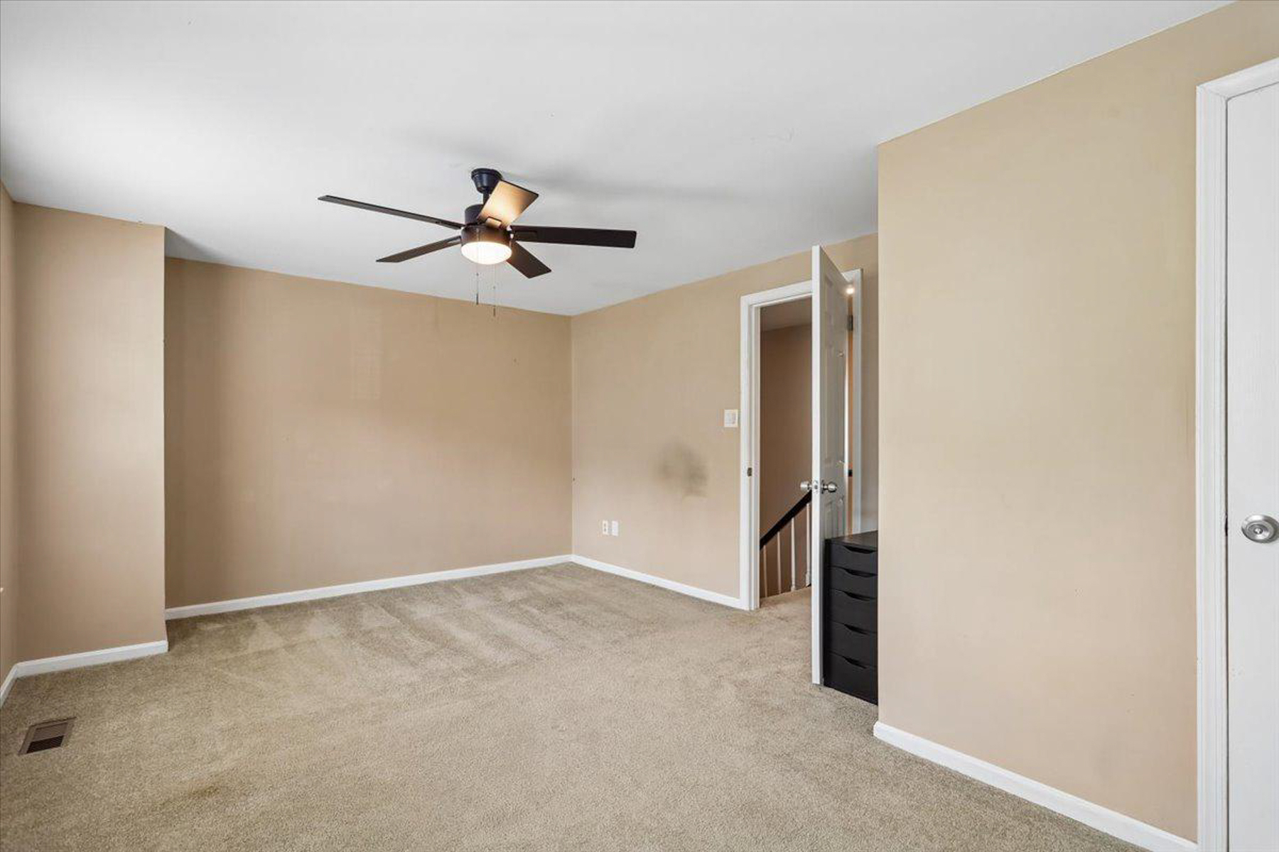  2984 Braxton Wood Court, Fairfax, VA, 22031 - 物件實景