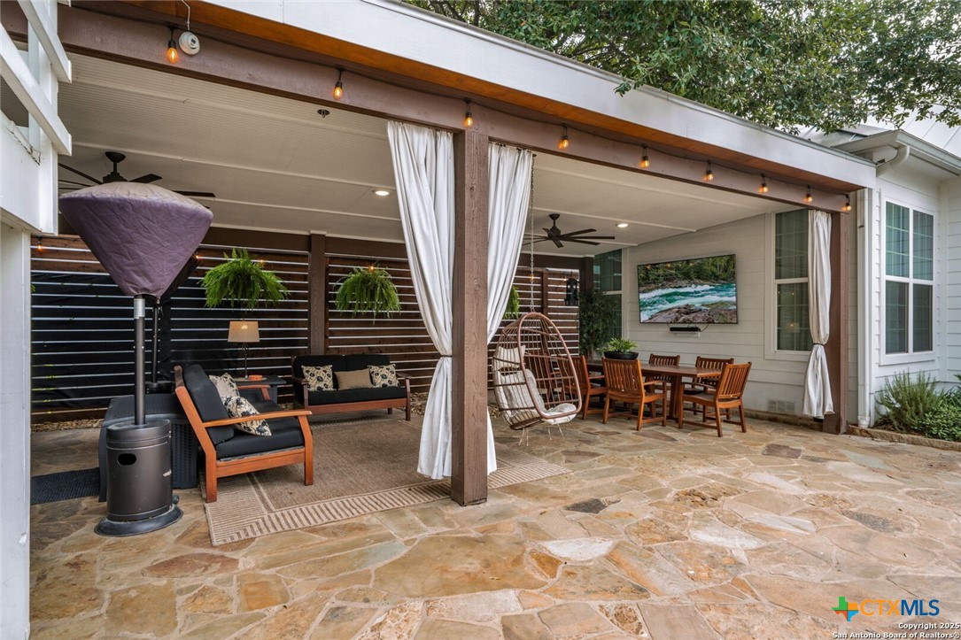 San Antonio, Texas, 78204, United States, 4 Bedrooms Bedrooms, ,4 BathroomsBathrooms,Residential,For Sale,1989633