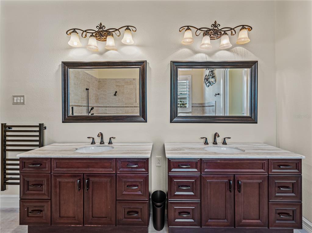 Parrish, Florida, 34219, United States, 4 Bedrooms Bedrooms, ,3 BathroomsBathrooms,Residential,For Sale,1960555