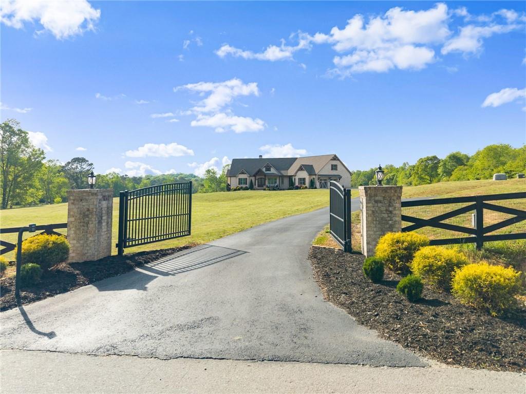 Murrayville, Georgia, 30564, United States, 4 Bedrooms Bedrooms, ,5 BathroomsBathrooms,Residential,For Sale,2039940