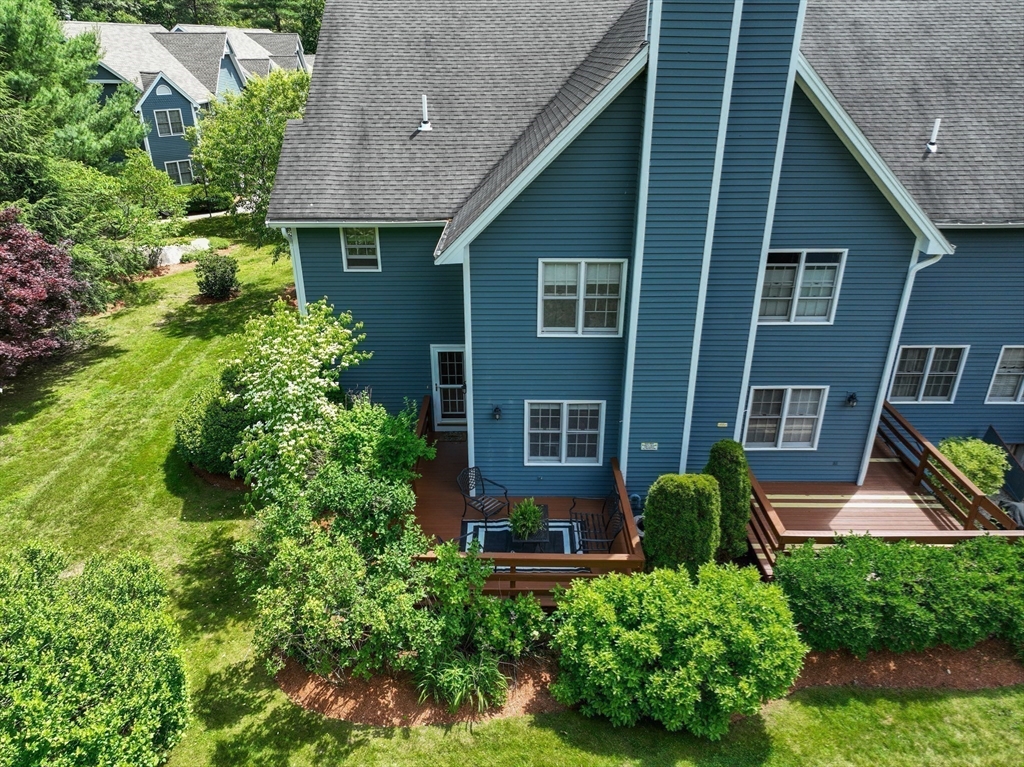 Hopkinton, Massachusetts, 01748, United States, 2 Bedrooms Bedrooms, ,3 BathroomsBathrooms,Residential,For Sale,1875527