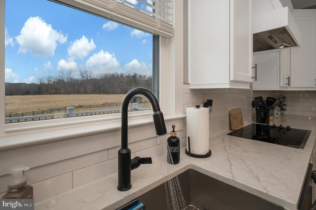 Bealeton, Virginia, 22712, United States, 4 Bedrooms Bedrooms, ,3 BathroomsBathrooms,Residential,For Sale,2002871