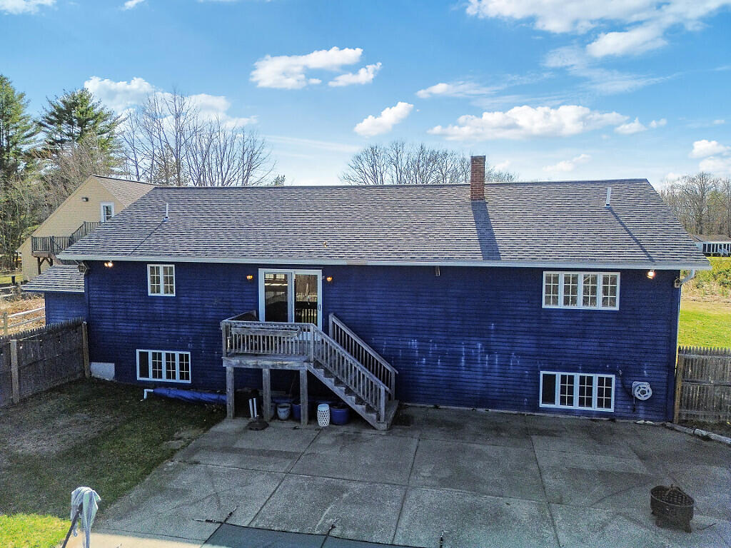 China, Maine, 04358, United States, 6 Bedrooms Bedrooms, ,3 BathroomsBathrooms,Residential,For Sale,1898689