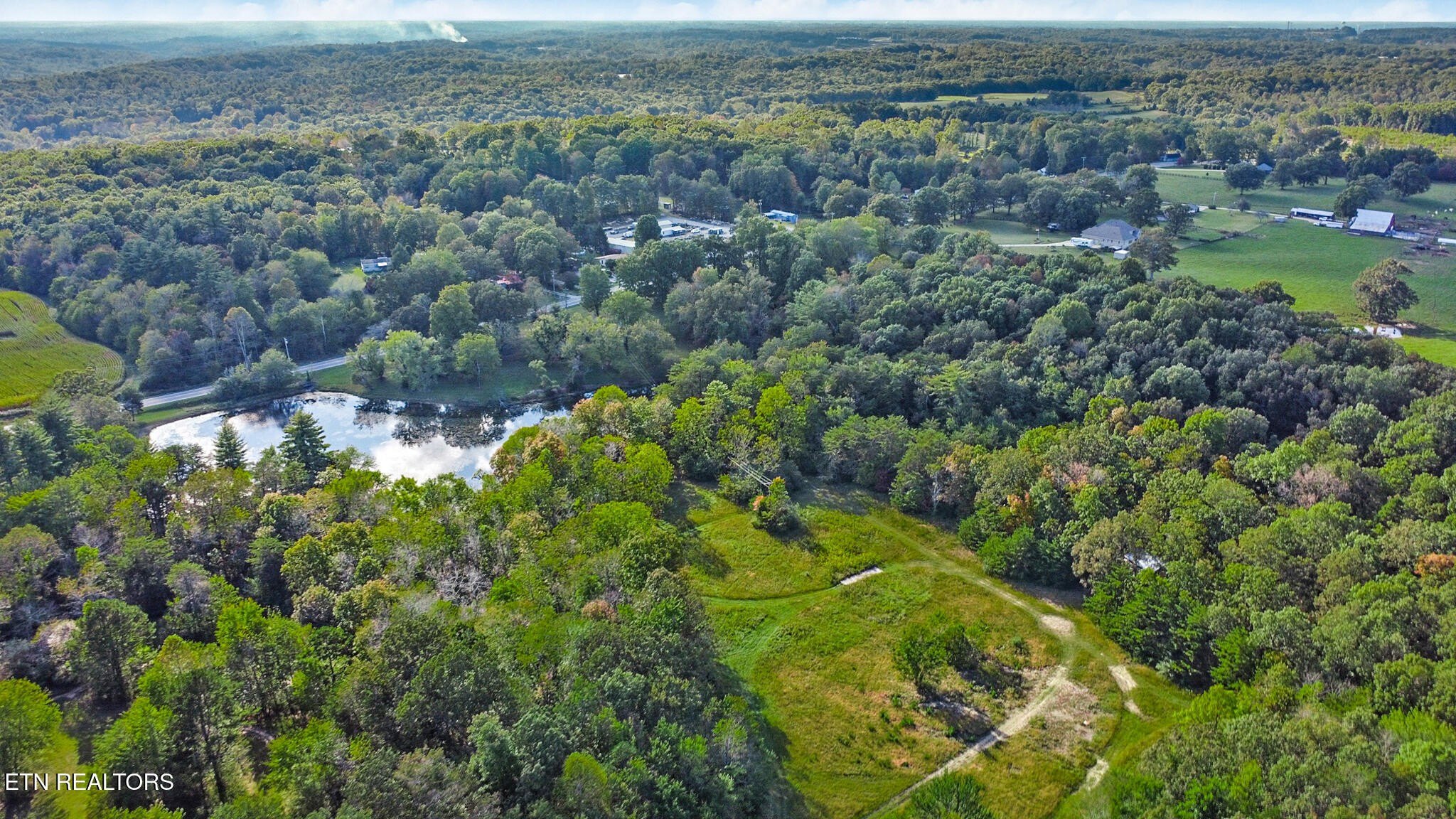 Crossville, Tennessee, 38555, United States, 2 Bedrooms Bedrooms, ,1 BathroomBathrooms,Residential,For Sale,1982388