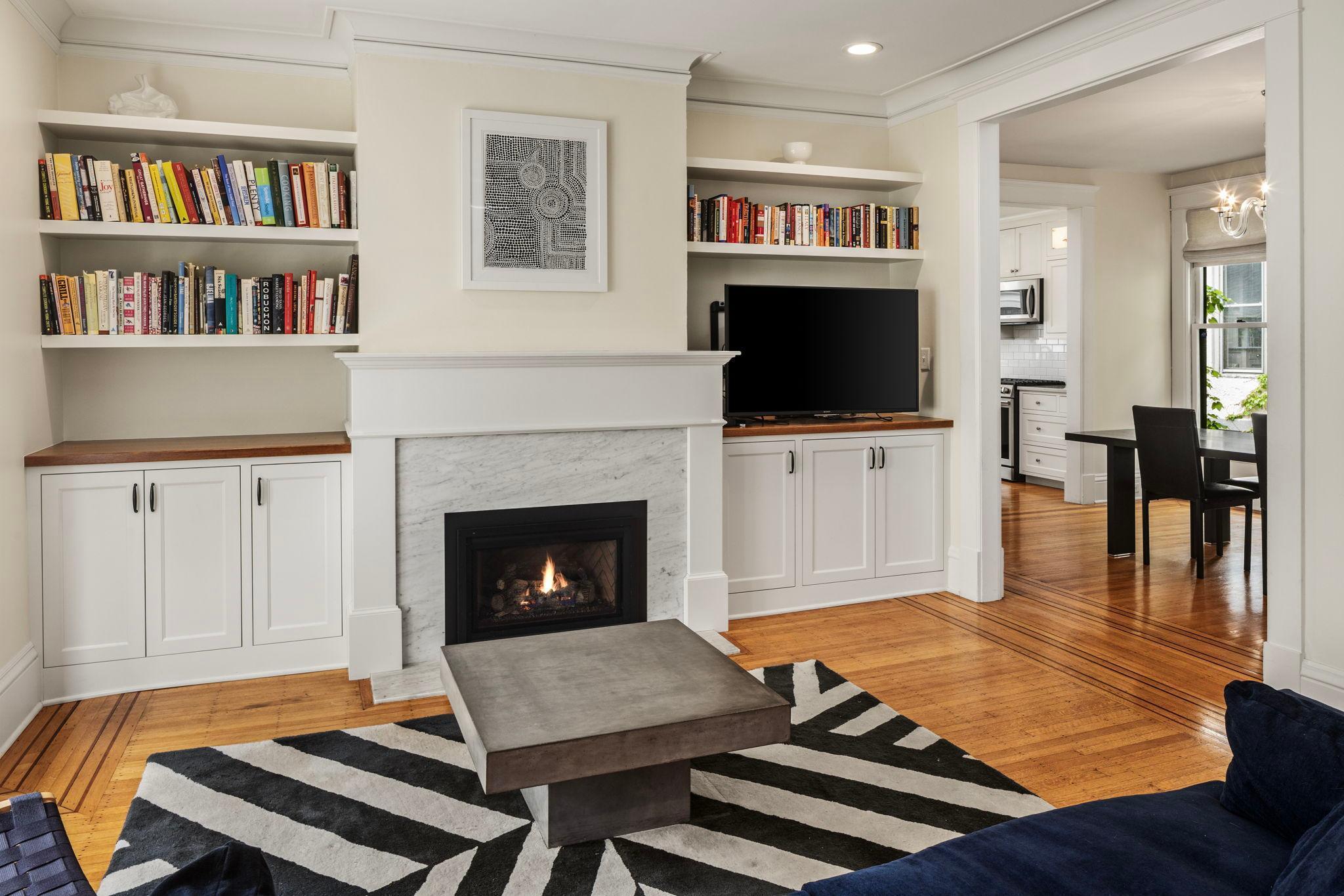 Minneapolis, Minnesota, 55403, United States, 3 Bedrooms Bedrooms, ,2 BathroomsBathrooms,Residential,For Sale,1901965