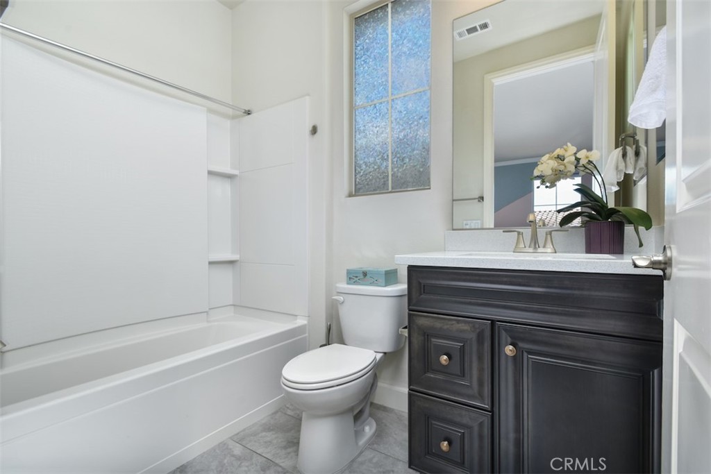 West Hills, California, 91304, United States, 5 Bedrooms Bedrooms, ,6 BathroomsBathrooms,Residential,For Sale,1847144