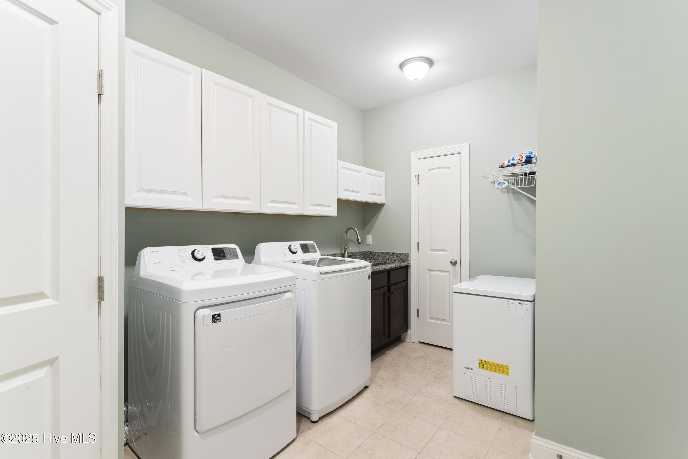 Shallotte, North Carolina, 28470, United States, 4 Bedrooms Bedrooms, ,3 BathroomsBathrooms,Residential,For Sale,1754571