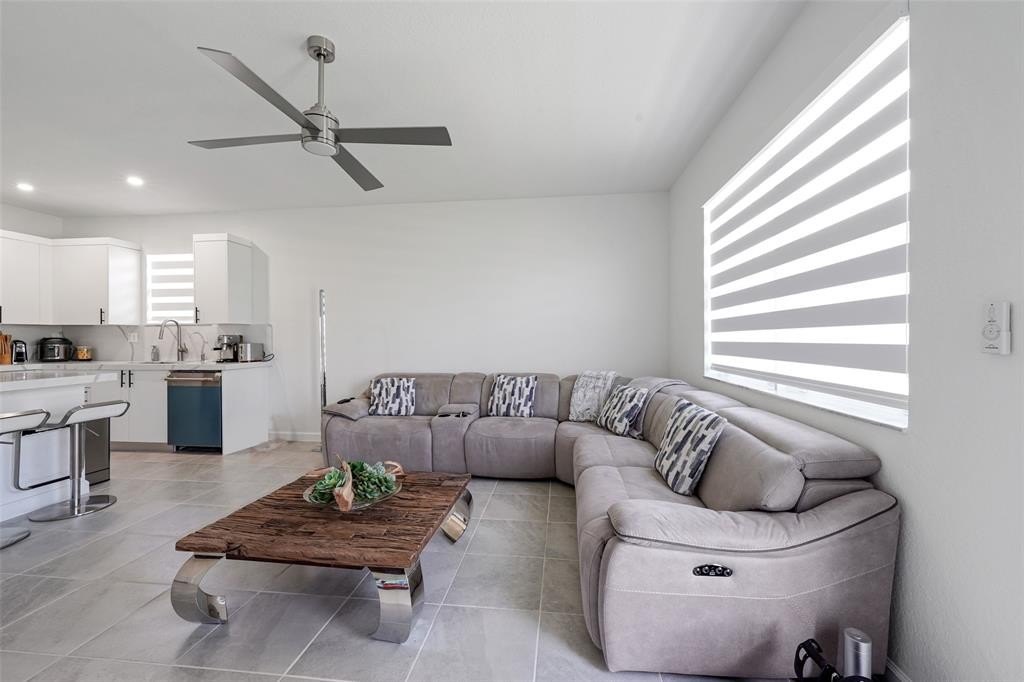 Homestead, Florida, 33035, United States, 4 Bedrooms Bedrooms, ,3 BathroomsBathrooms,Residential,For Sale,1984015