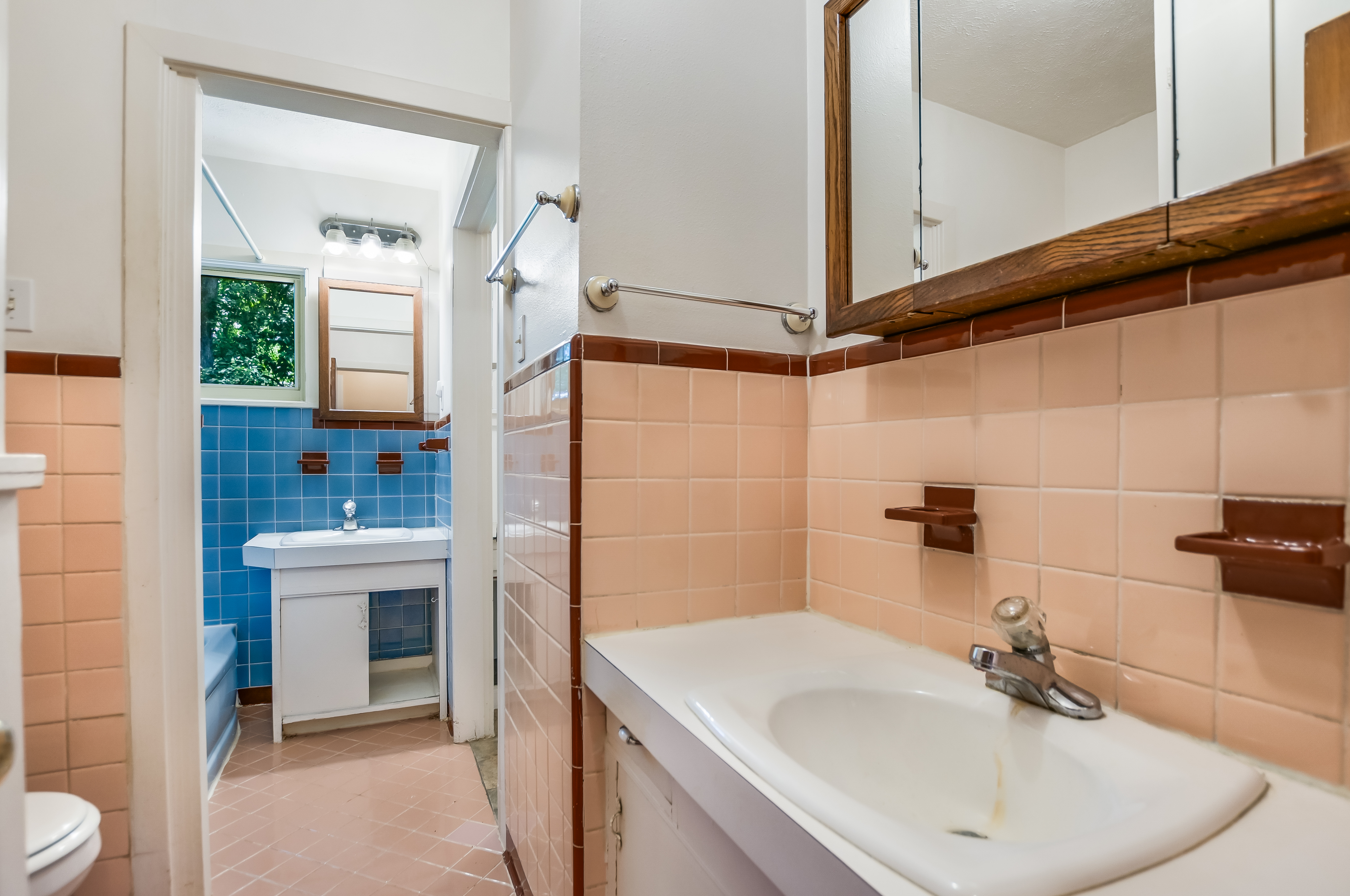 JUST LISTED in Tarrytown - 物件實景