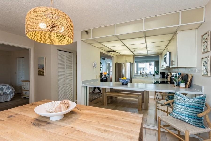 Redington Shores, Florida, 33708, United States, 2 Bedrooms Bedrooms, ,2 BathroomsBathrooms,Residential,For Sale,1838596