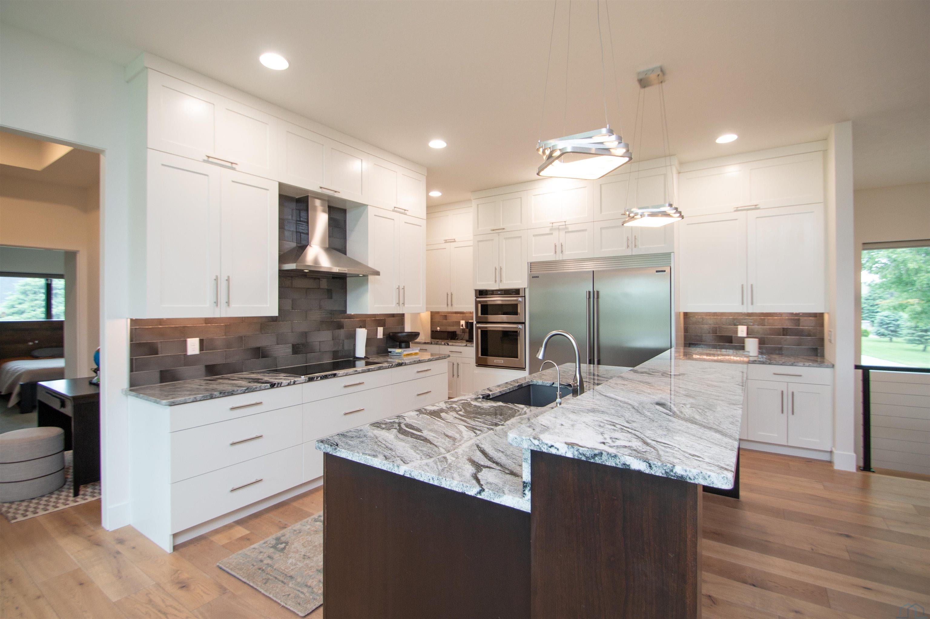 Jefferson, South Dakota, 57038, United States, 6 Bedrooms Bedrooms, ,3 BathroomsBathrooms,Residential,For Sale,1978978