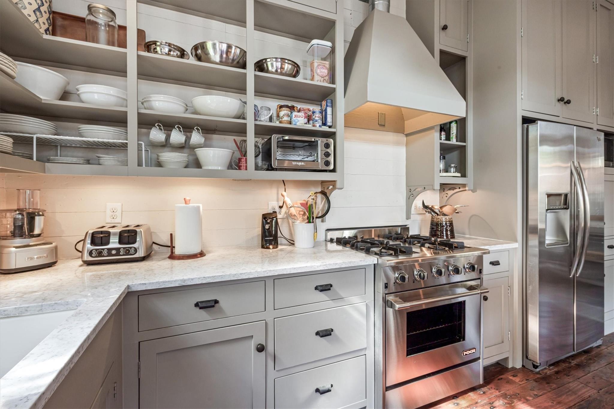 Galveston, Texas, 77550, United States, 3 Bedrooms Bedrooms, ,3 BathroomsBathrooms,Residential,For Sale,1986296