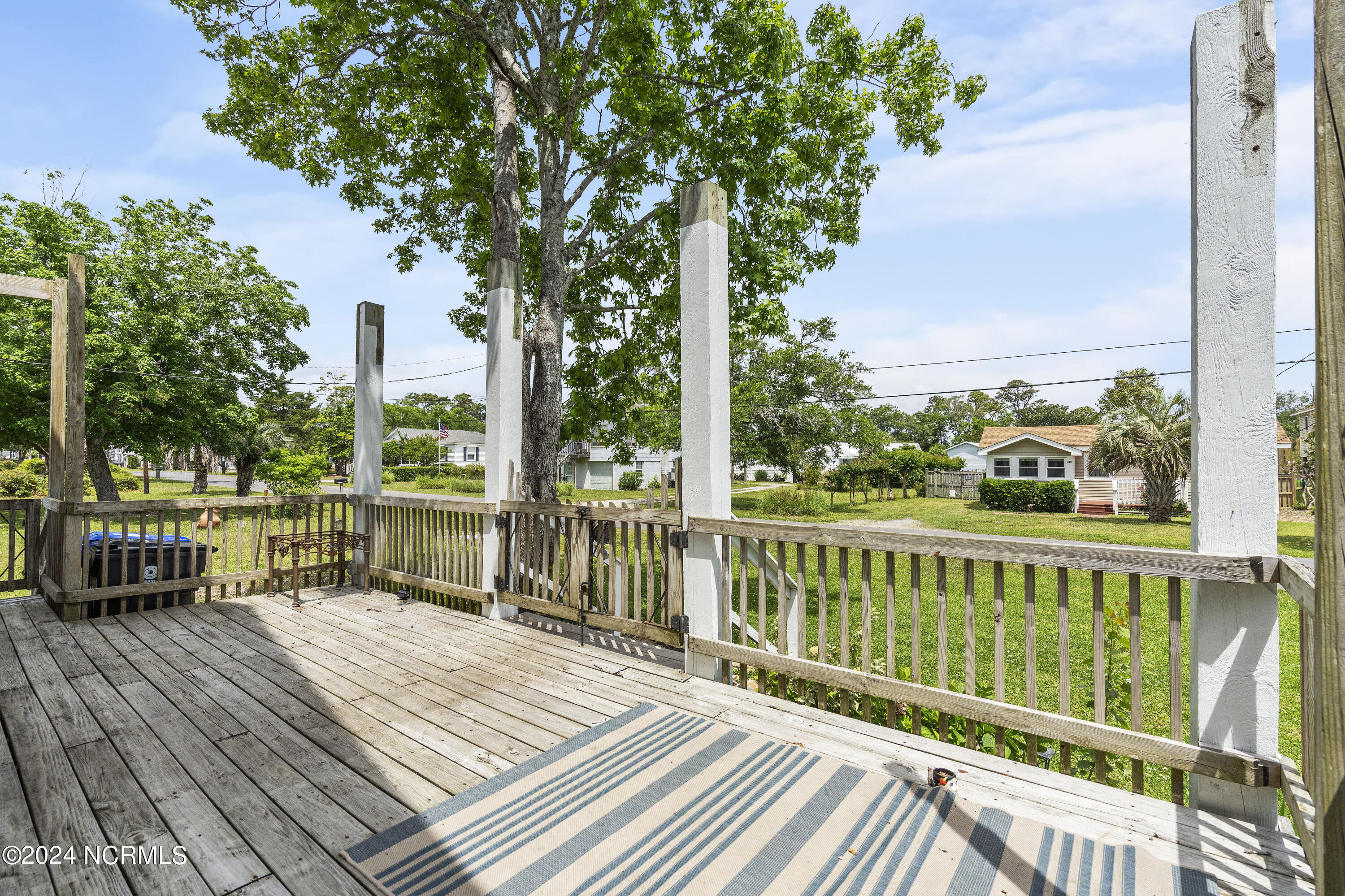 Carolina Beach, North Carolina, 28428, United States, 2 Bedrooms Bedrooms, ,2 BathroomsBathrooms,Residential,For Sale,1708974