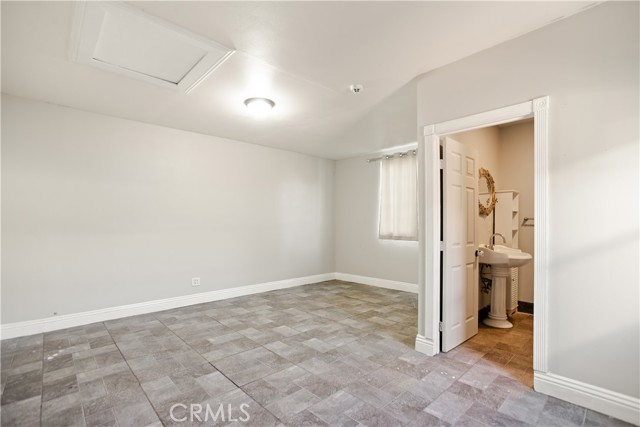 South Gate, California, 90280, United States, 3 Bedrooms Bedrooms, ,2 BathroomsBathrooms,Residential,For Sale,1974979