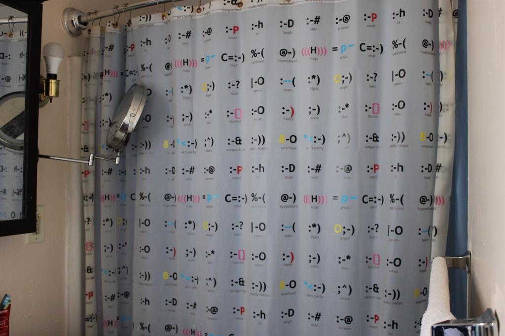 Rhinebeck, New York, 12572, United States, 5 Bedrooms Bedrooms, ,3 BathroomsBathrooms,Residential,For Sale,1982613