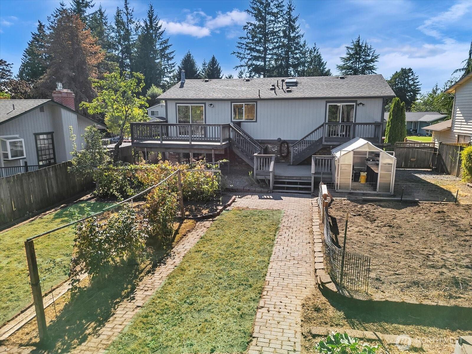 BOTHELL, Washington, 98012, United States, 4 Bedrooms Bedrooms, ,3 BathroomsBathrooms,Residential,For Sale,1916701