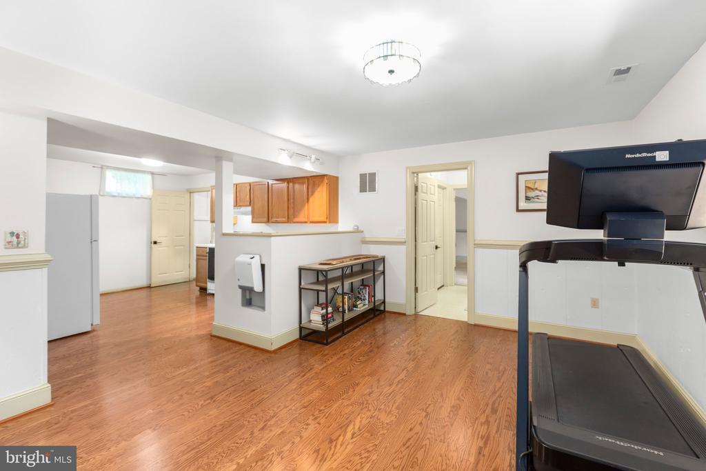 Fredericksburg, Virginia, 22407, United States, 4 Bedrooms Bedrooms, ,4 BathroomsBathrooms,Residential,For Sale,1849962