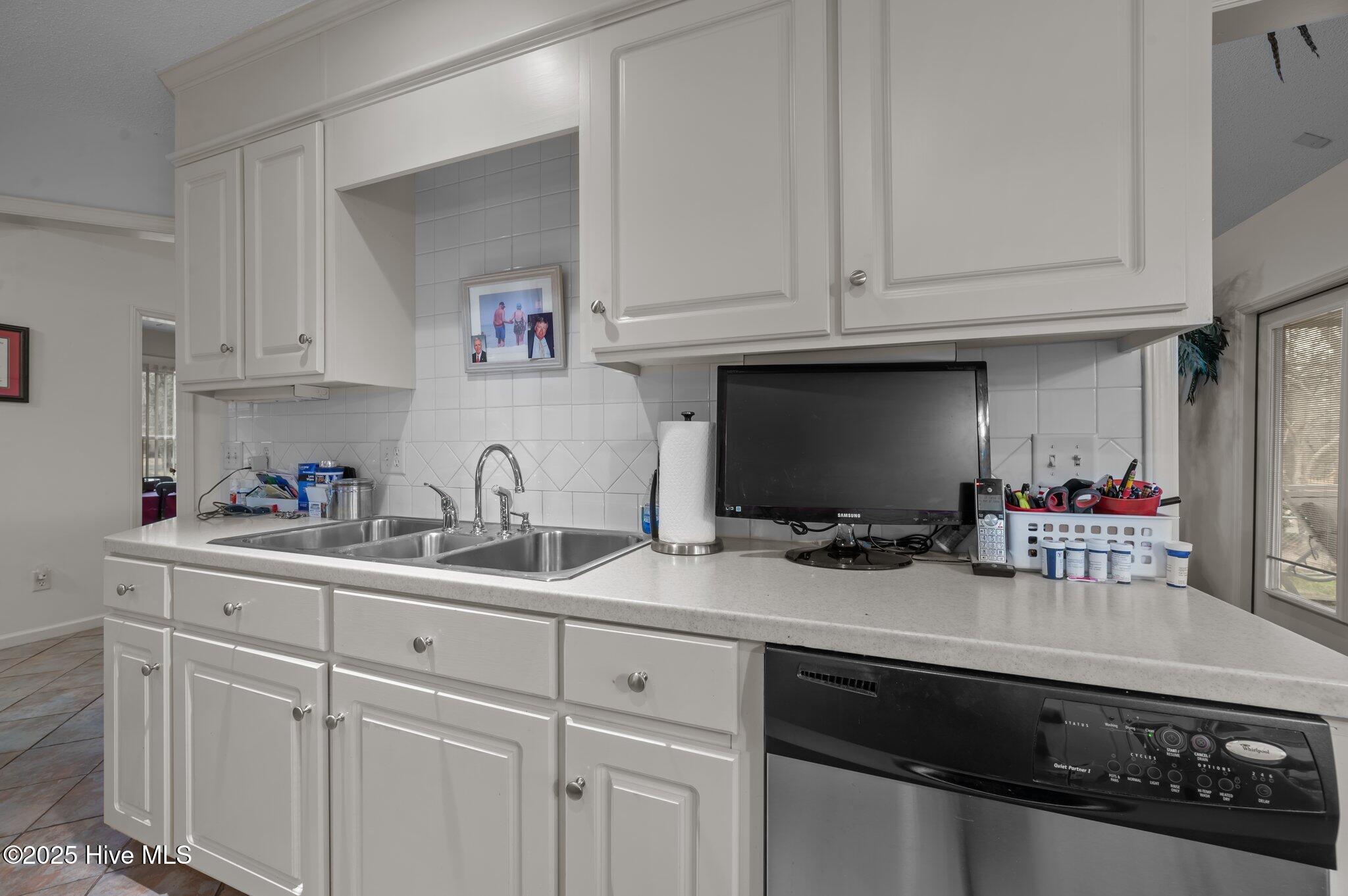 Washington, North Carolina, 27889, United States, 3 Bedrooms Bedrooms, ,2 BathroomsBathrooms,Residential,For Sale,2017723