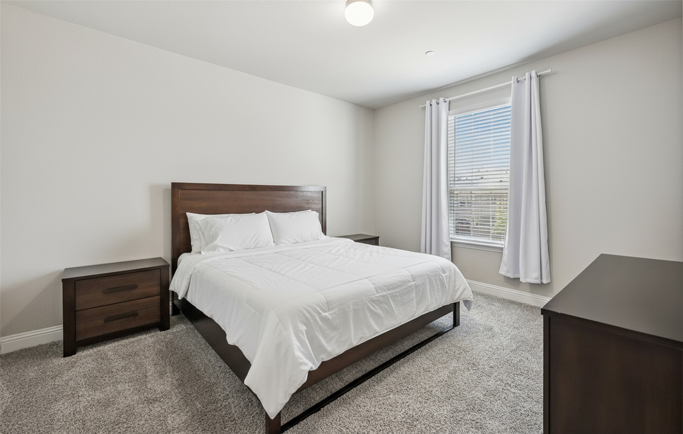 Plano, Texas, 75075, United States, 4 Bedrooms Bedrooms, ,3 BathroomsBathrooms,Residential,For Sale,1961646