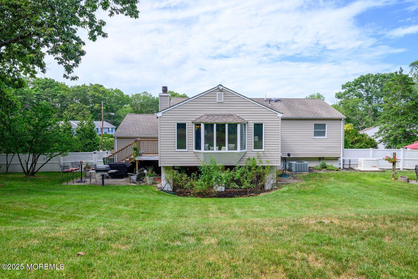 Howell, New Jersey, 07731, United States, 3 Bedrooms Bedrooms, ,2 BathroomsBathrooms,Residential,For Sale,1890448