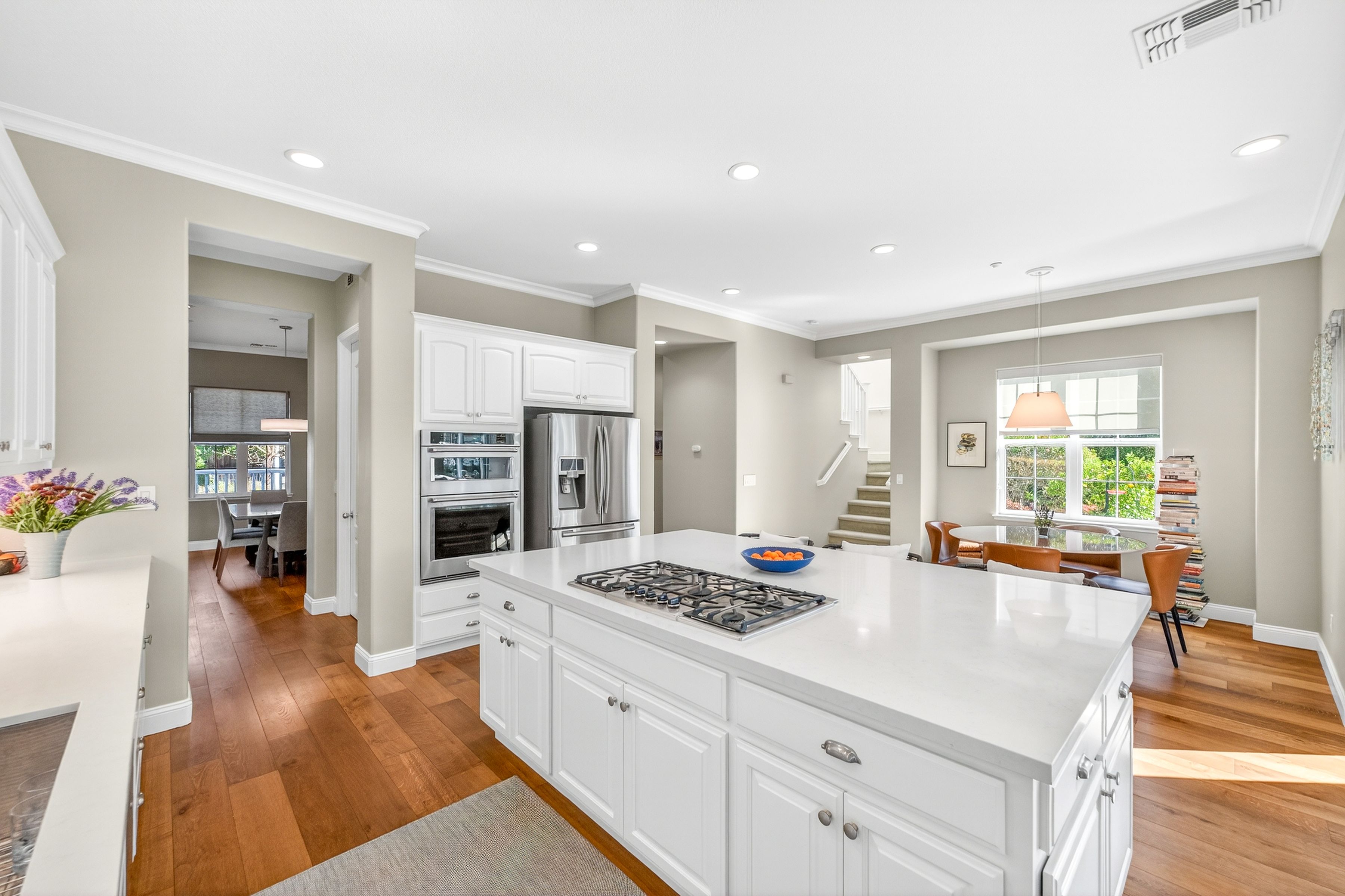  Eastside Living at Its Finest - 物件實景