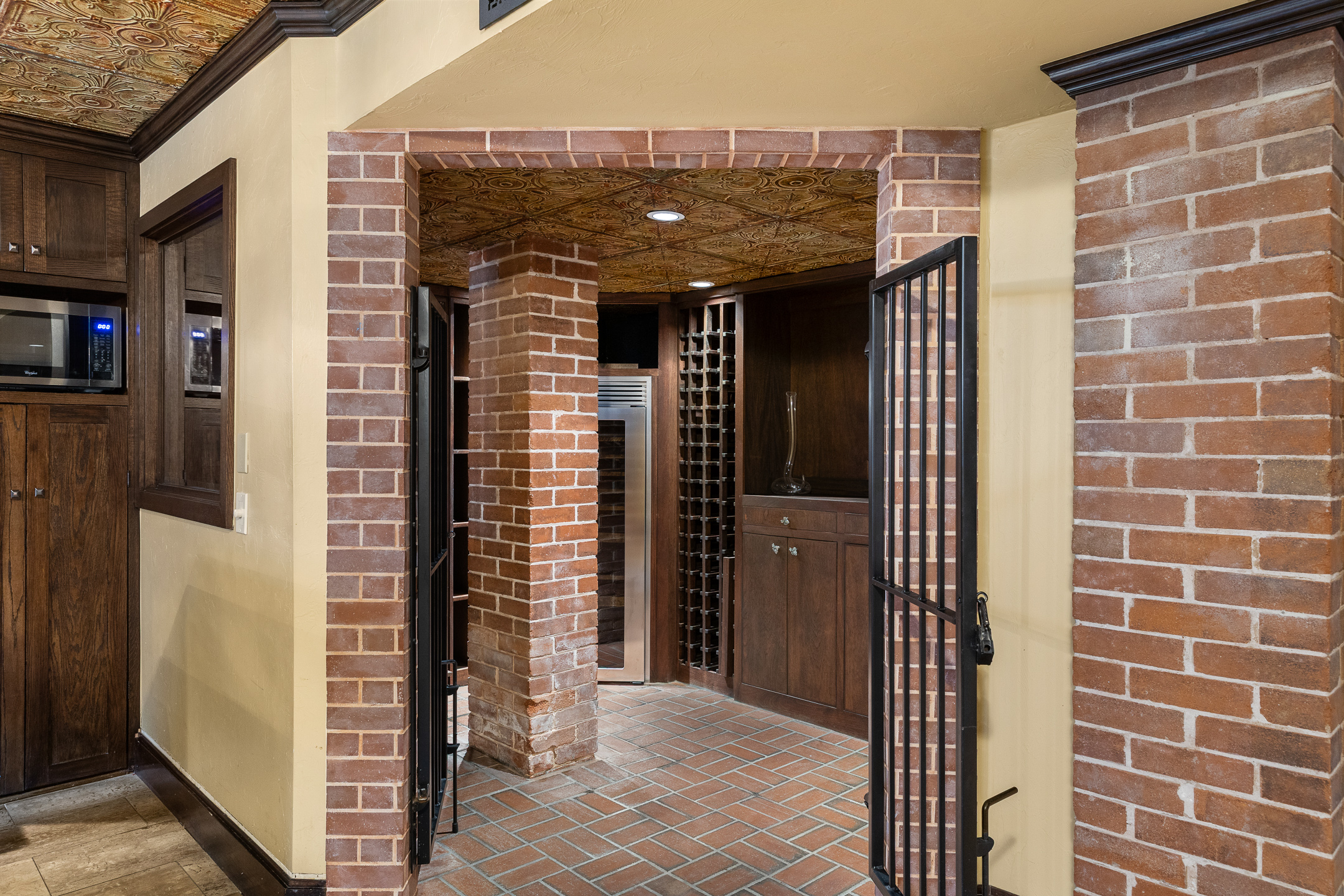  610 Northwest 14th Street, Oklahoma City, OK 73103 - 物件實景