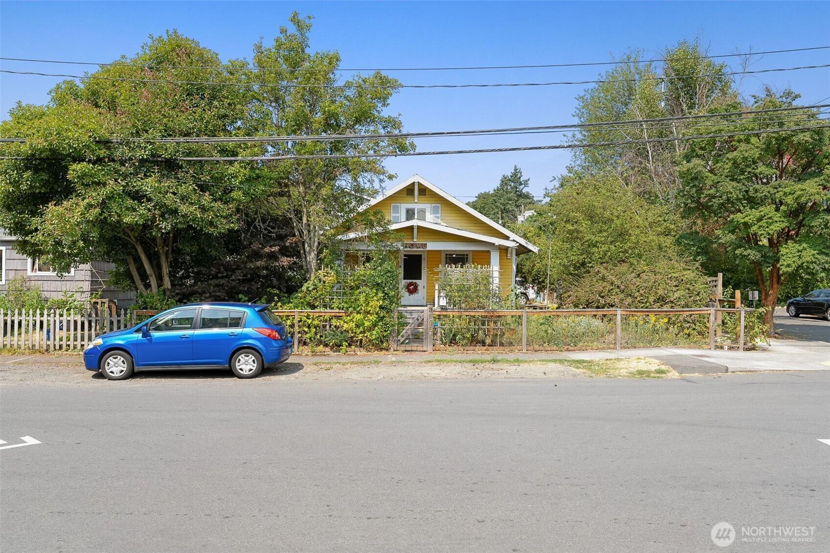 SEATTLE, Washington, 98144, United States, 2 Bedrooms Bedrooms, ,1 BathroomBathrooms,Residential,For Sale,1941790