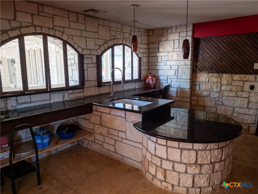 Edna, Texas, 77957, United States, 5 Bedrooms Bedrooms, ,5 BathroomsBathrooms,Residential,For Sale,1770365