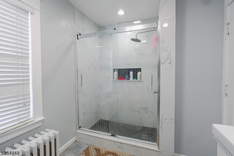 Hightstown Boro, New Jersey, 08520, United States, 3 Bedrooms Bedrooms, ,2 BathroomsBathrooms,Residential,For Sale,1901421