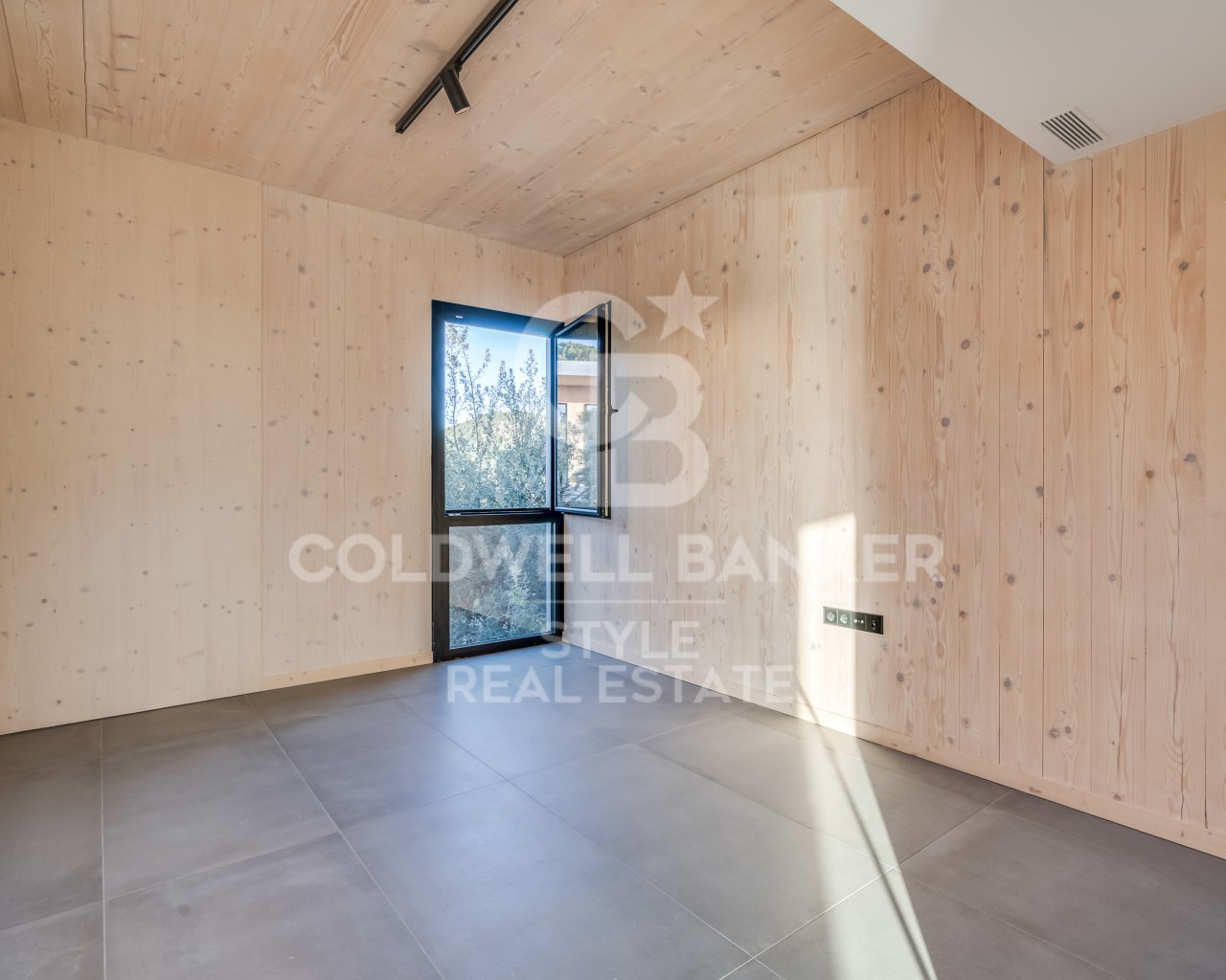 Matadepera, Catalonia, ES, 4 Bedrooms Bedrooms, ,3 BathroomsBathrooms,Residential,For Sale,1847581