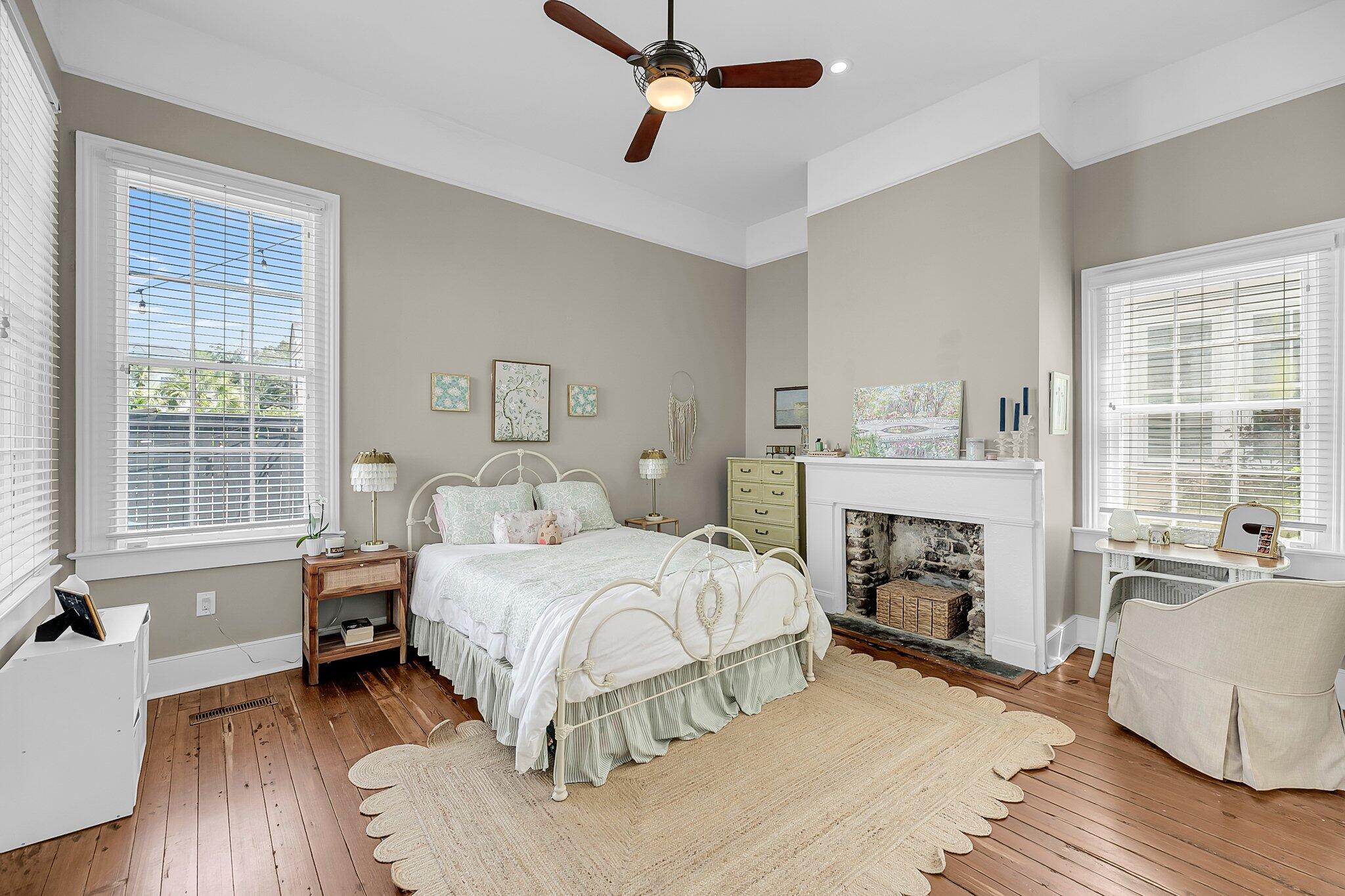Charleston, South Carolina, 29403, United States, 3 Bedrooms Bedrooms, ,3 BathroomsBathrooms,Residential,For Sale,1875123