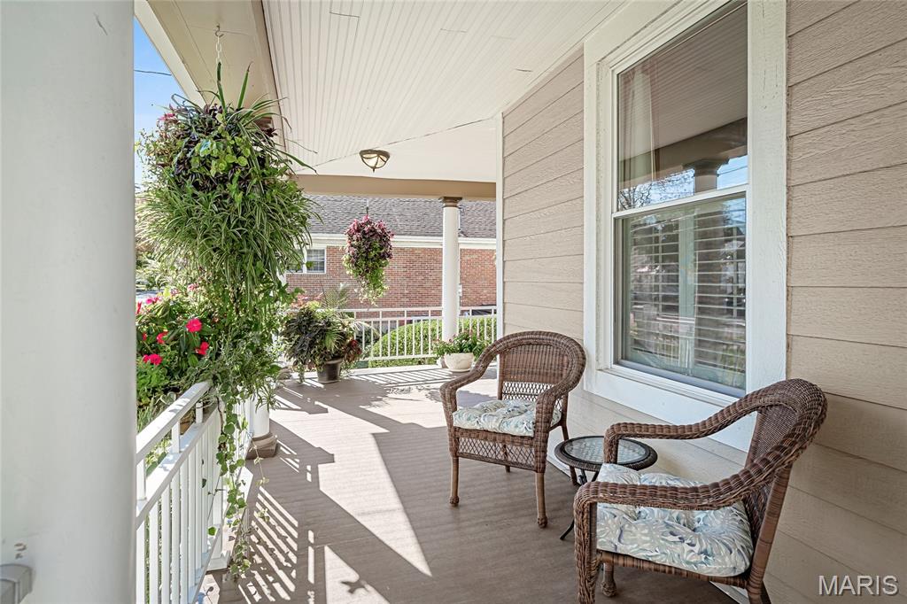 Kirkwood, Missouri, 63122, United States, 4 Bedrooms Bedrooms, ,4 BathroomsBathrooms,Residential,For Sale,1986224