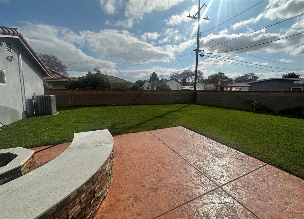 Downey, California, 90241, United States, 4 Bedrooms Bedrooms, ,2 BathroomsBathrooms,Residential,For Sale,1893298