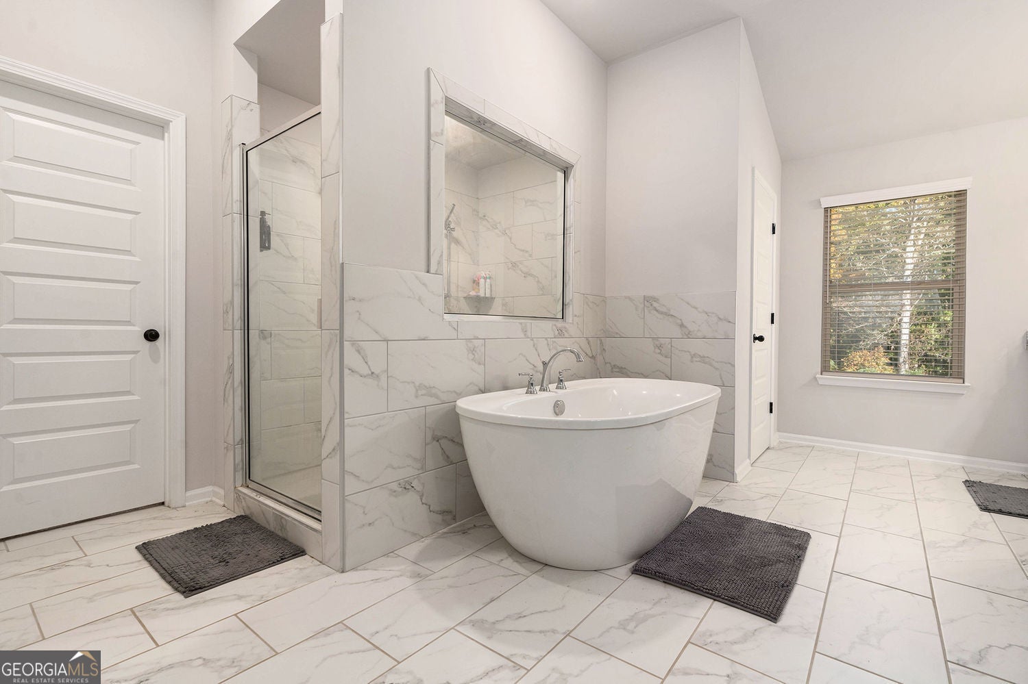 McDonough, Georgia, 30252, United States, 5 Bedrooms Bedrooms, ,4 BathroomsBathrooms,Residential,For Sale,1985822