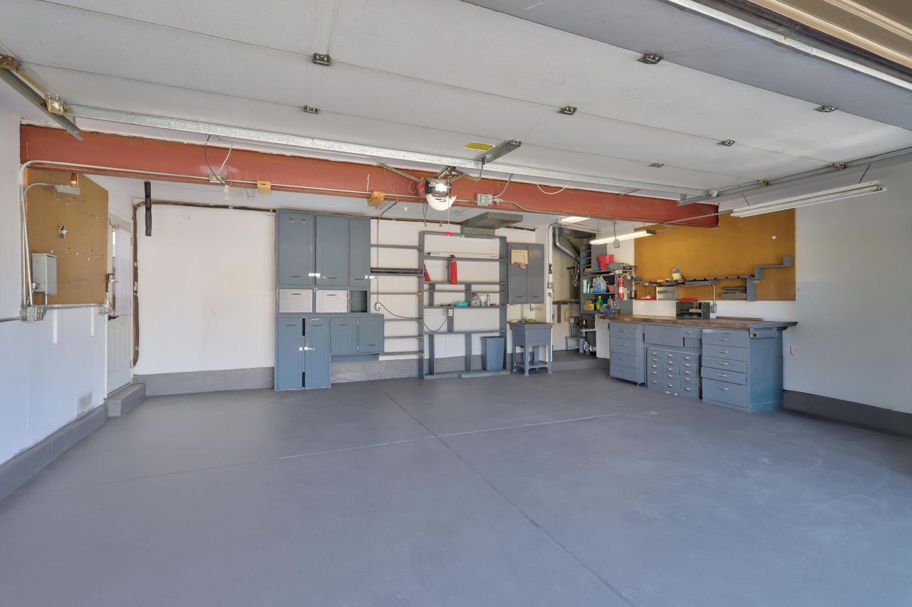 Albuquerque, New Mexico, 87109, United States, 3 Bedrooms Bedrooms, ,2 BathroomsBathrooms,Residential,For Sale,1970337