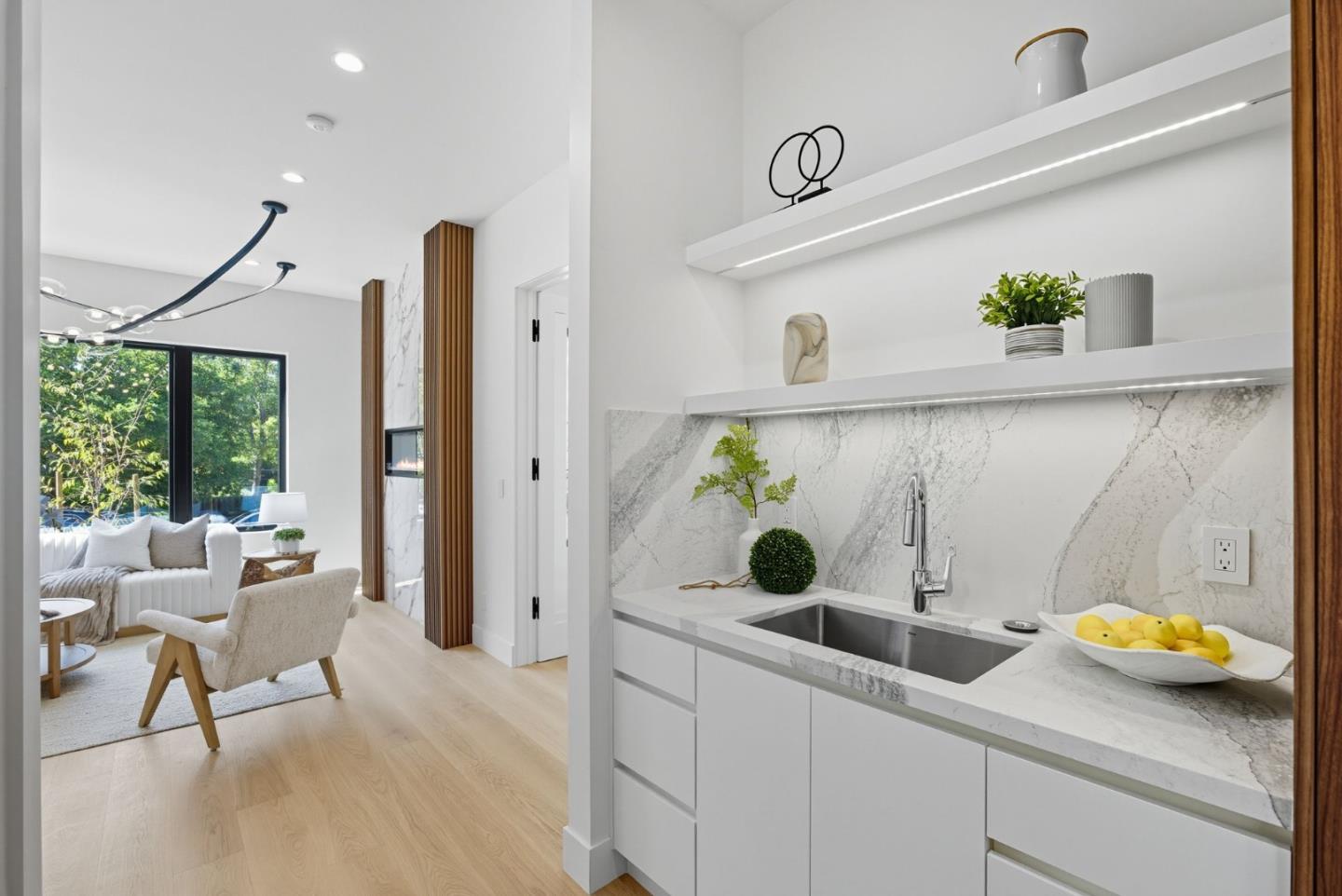 Menlo Park, California, 94025, United States, 6 Bedrooms Bedrooms, ,7 BathroomsBathrooms,Residential,For Sale,1947482