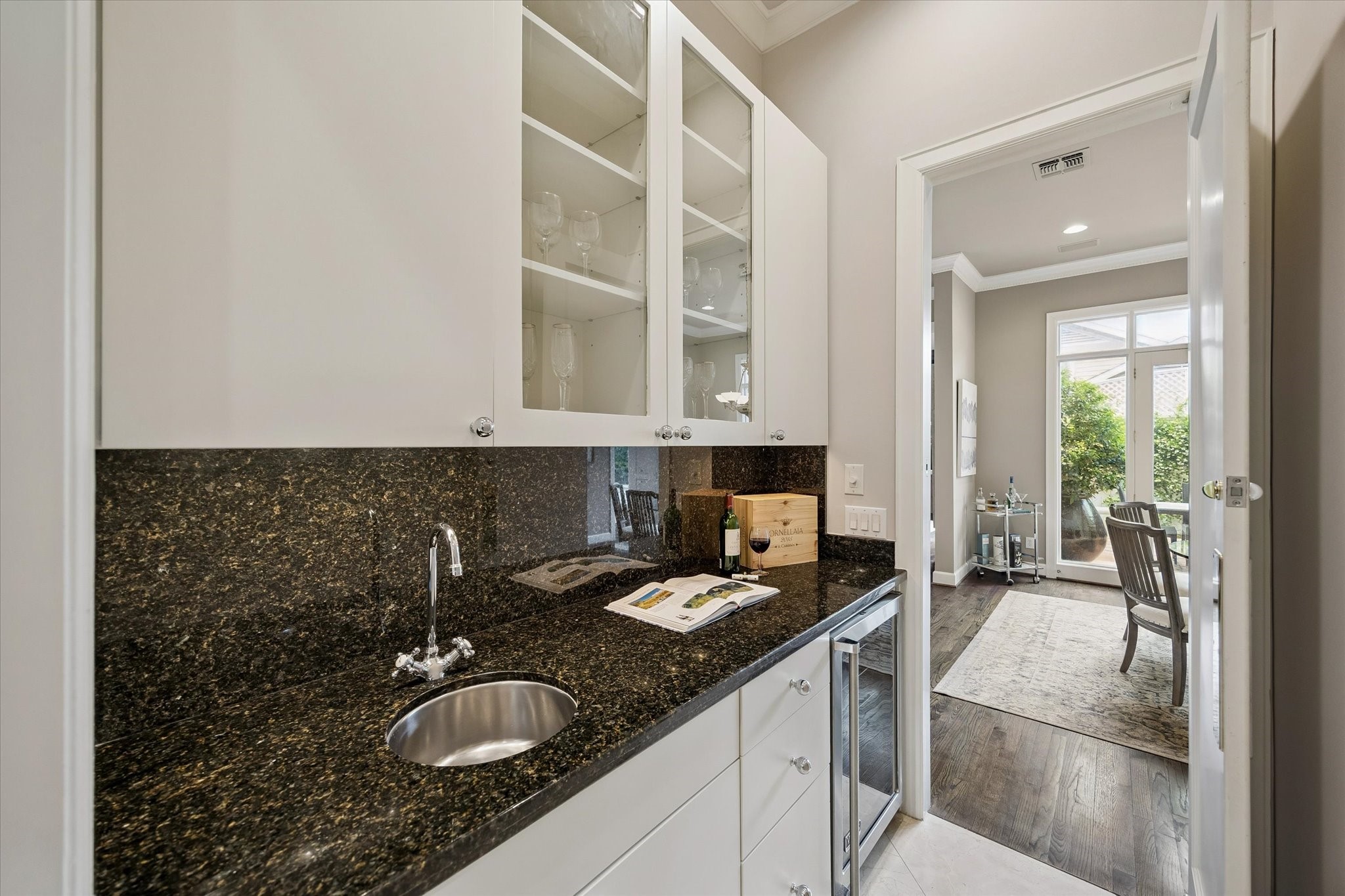  2102 Mcclendon Street - 物件實景