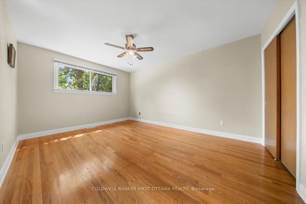 Ottawa, Ontario, K2A 1N7, CA, 3 Bedrooms Bedrooms, ,2 BathroomsBathrooms,Residential,For Sale,1924987