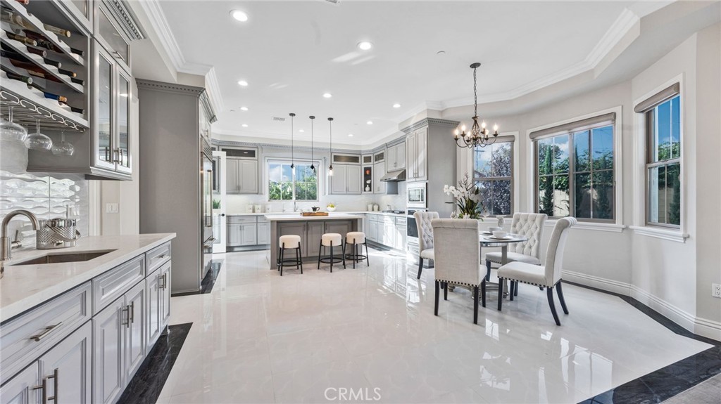 Temple City, California, 91780, United States, 5 Bedrooms Bedrooms, ,6 BathroomsBathrooms,Residential,For Sale,1989689