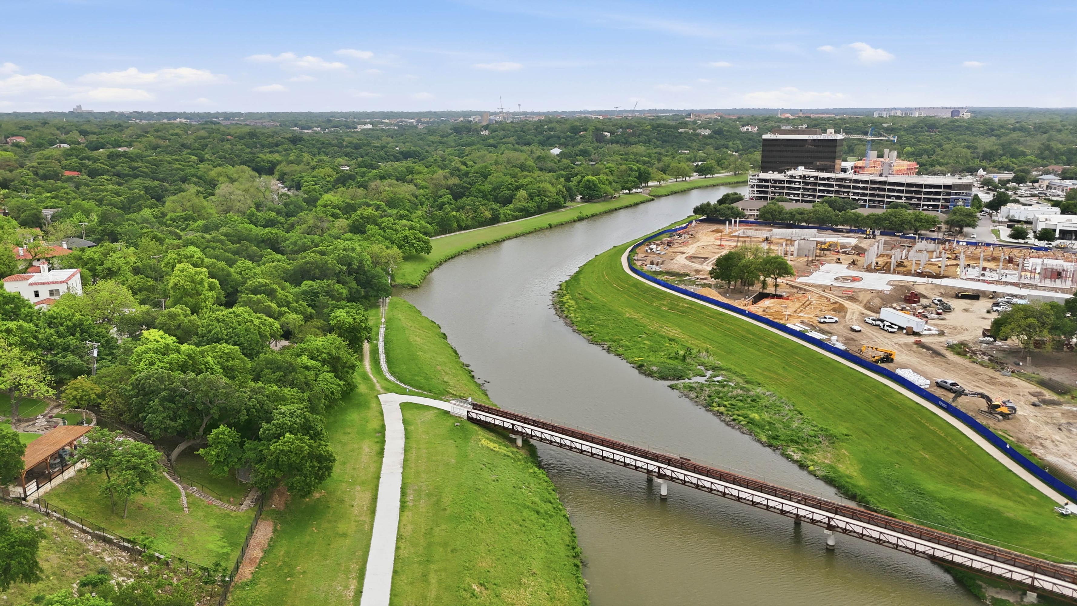  1300 Buck Avenue, Fort Worth, TX, 76110 - 物件實景