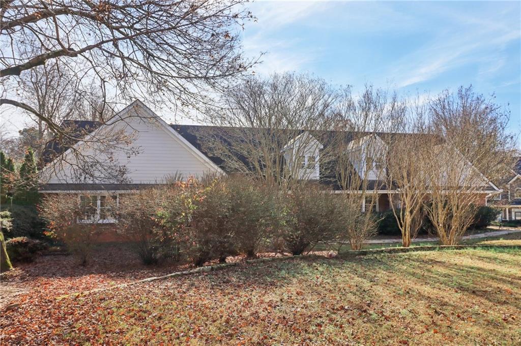Smyrna, Georgia, 30082, United States, 6 Bedrooms Bedrooms, ,3 BathroomsBathrooms,Residential,For Sale,2002854