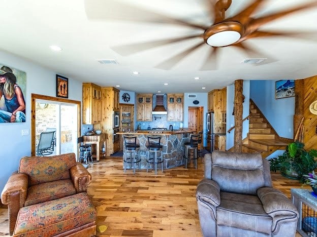 Possum Kingdom Lake, Texas, 76450, United States, 3 Bedrooms Bedrooms, ,4 BathroomsBathrooms,Residential,For Sale,2008180